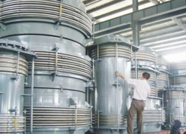 波紋管、伸縮接頭